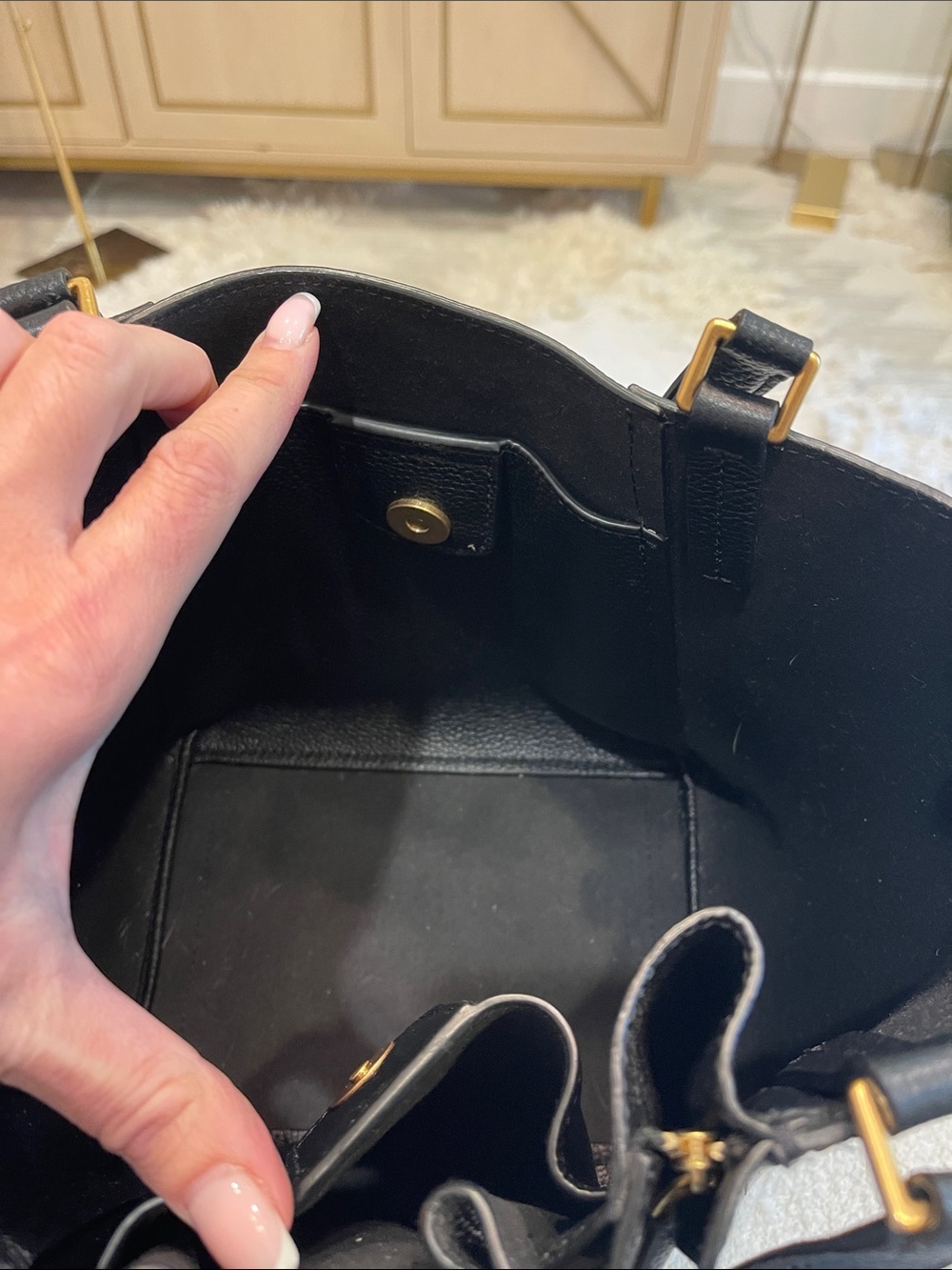 Tory Burch McGraw Dragonfly Black  Leather Handbag - Picture 7 of 8